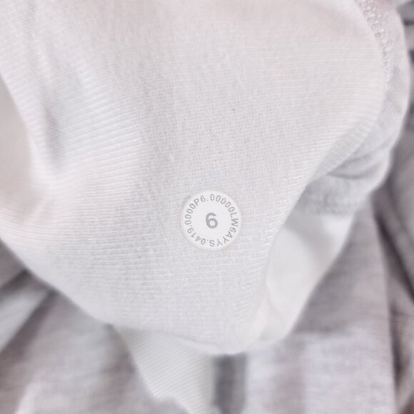 Lululemon Womens 6 Seek Stillness Mid Rise Crop Heathered Core Ultra Light Grey - Picture 11 of 13